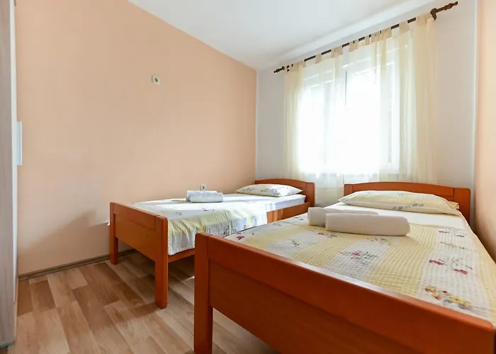 Apartments By The Sea Seline - Paklenica - 6564 *