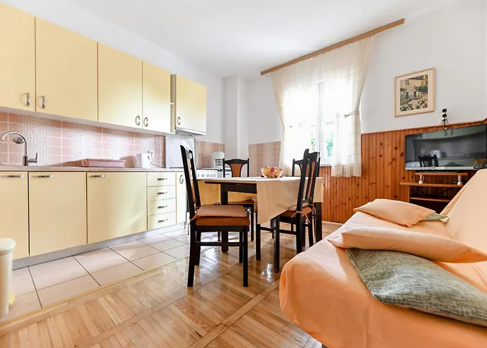 Apartments By The Sea Seline - Paklenica - 6564 Starigrad Paklenica