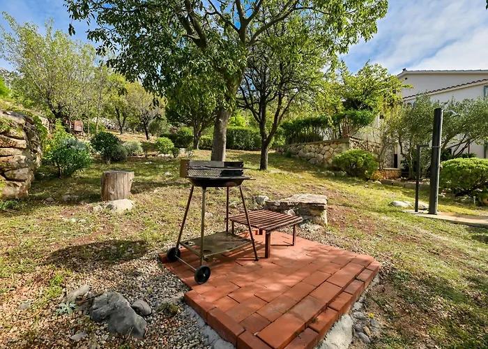 Apartment Apartments By The Sea Seline - Paklenica - 6564 *